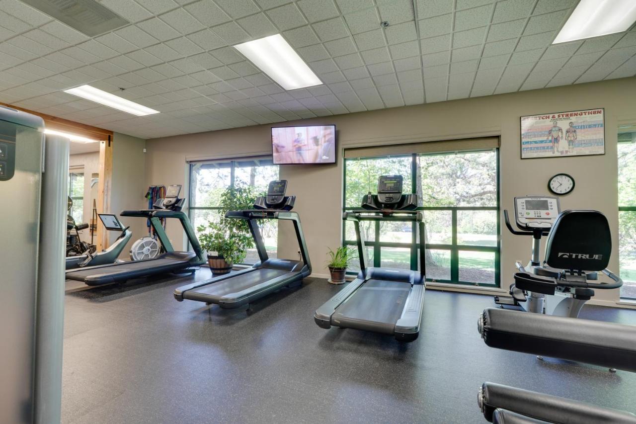 Klamath Falls Getaway With Pool And Hot Tub Access! Exteriör bild