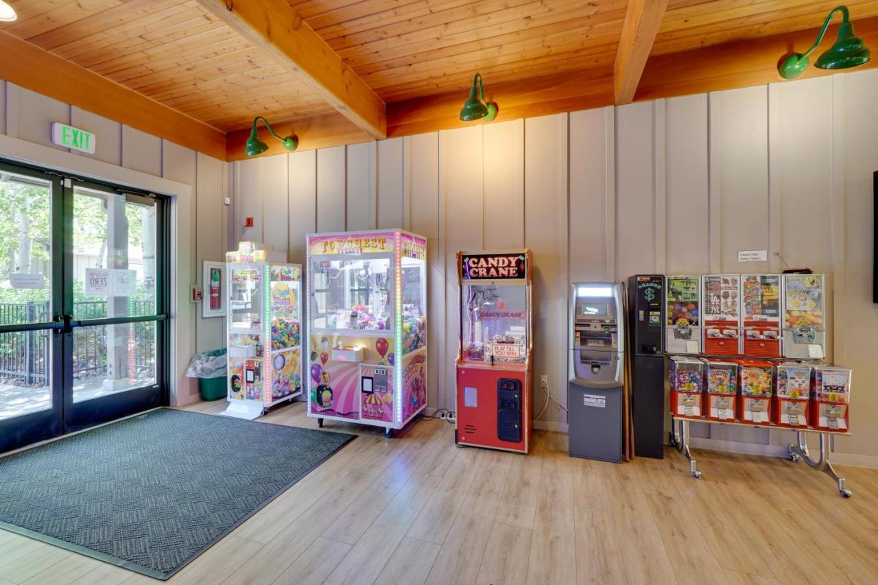 Klamath Falls Getaway With Pool And Hot Tub Access! Exteriör bild